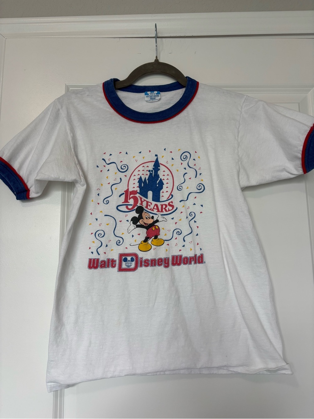 1986 Disney Walt Disney World 15th Anniversary ringer t-shirt